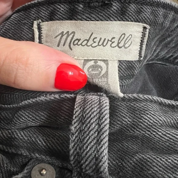 Madewell Women's Barrel Leg Jeans in Washed Black - Picture 5 of 5